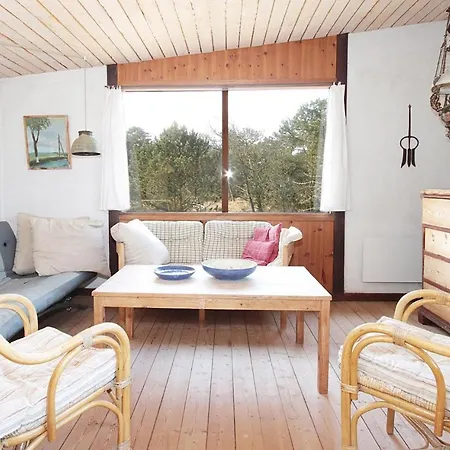 2 Bedroom Lovely In Norre Nebel Holiday home *
