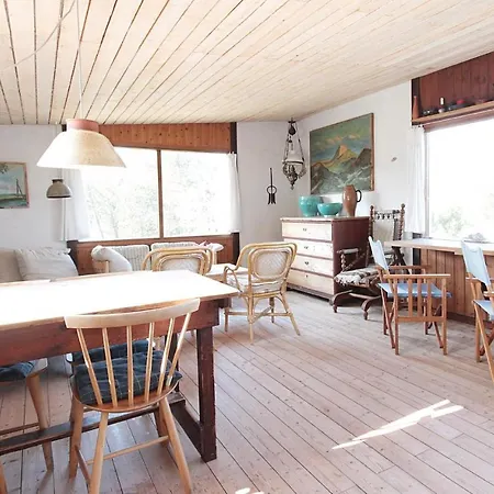 2 Bedroom Lovely In Norre Nebel Holiday home *